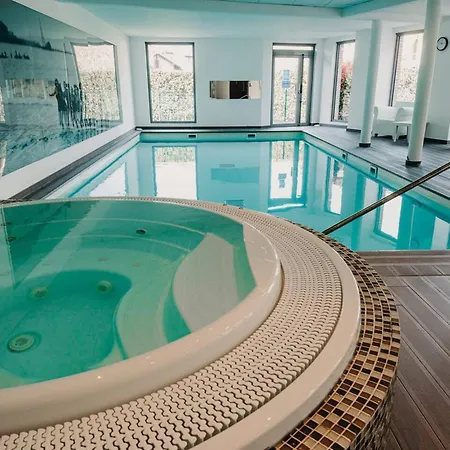 Moderne A Aix Les Bains 40 M² Piscine Et Jacuzzi Aix-les-Bains